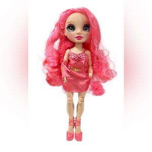Rainbow High Priscilla Perez Fashion Doll MISSING LEFT HAND